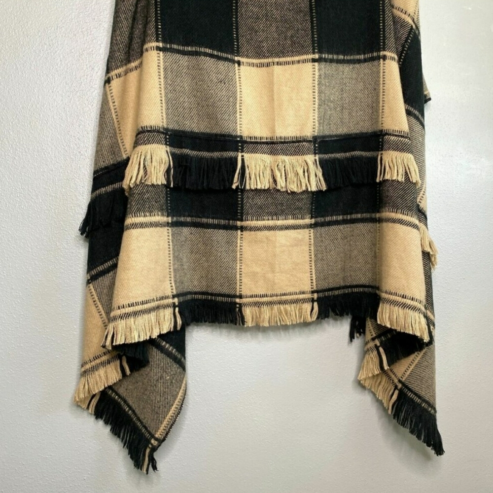 One size, sleeveless, brown hem fringe, open drape front, plaid, vest, cardigan - Picture 5 of 6
